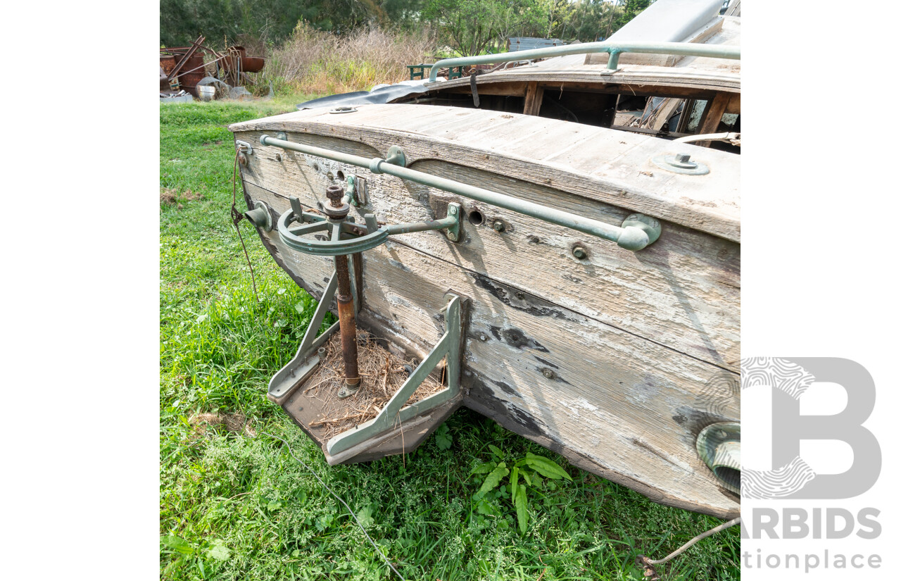 1961 Circa, Australian Made Handcrafted Wooden Clinker Ski-Boat & Trailer Rare 1 of 2, 