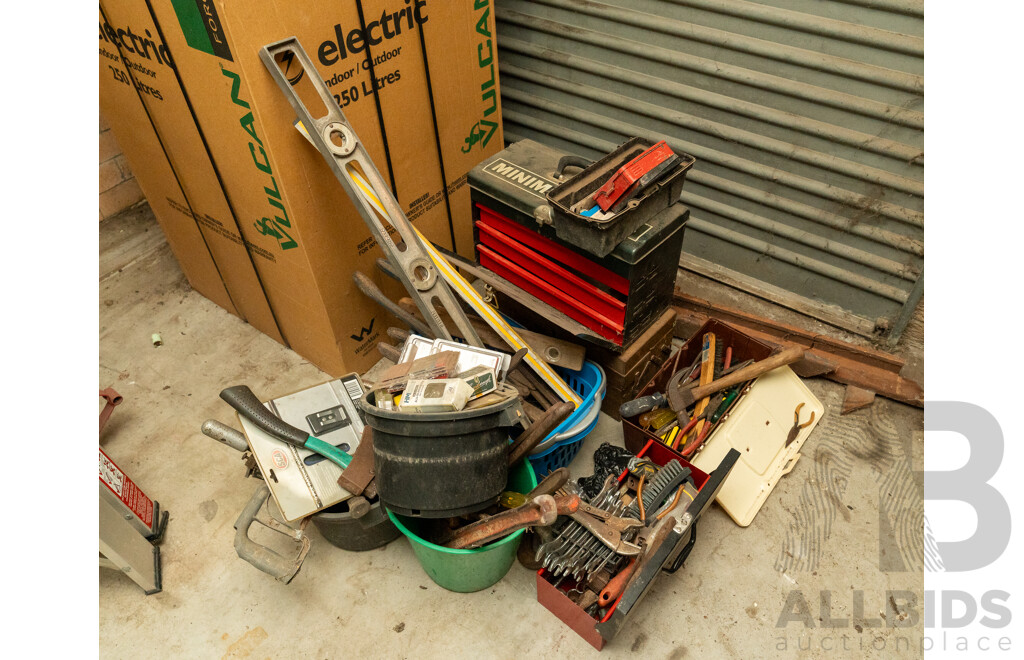 Quantity of Assorted Tools ETC