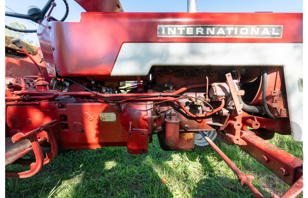 1971Circa, Red International Harvester 434 2.5L 4-cyl Diesel Tractor