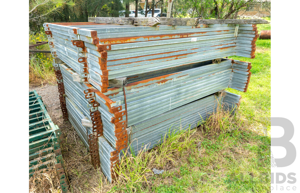 Quantity of Steel Stockyard Panels & Pins to Suit ETC