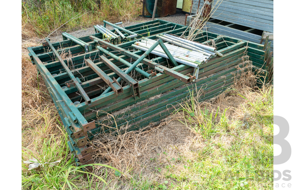 Quantity of Steel Stockyard Panels & Pins to Suit ETC
