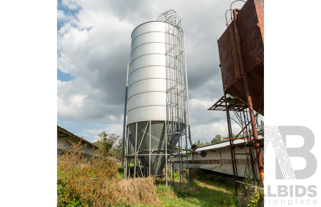 Large Grain/ Feed Silo by HE Silos Forbes