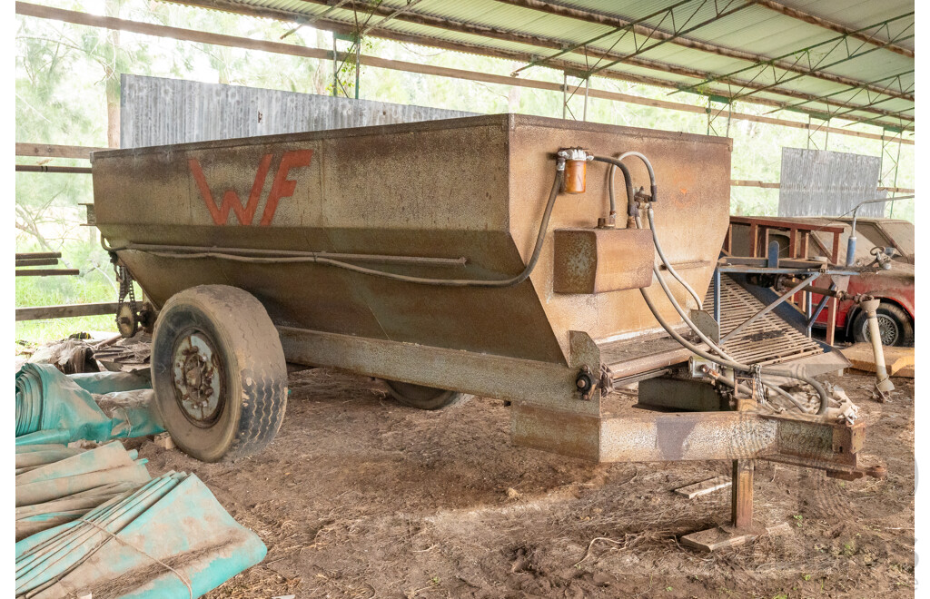 Wallaby Fabrication Fertilizer Speader Trailer