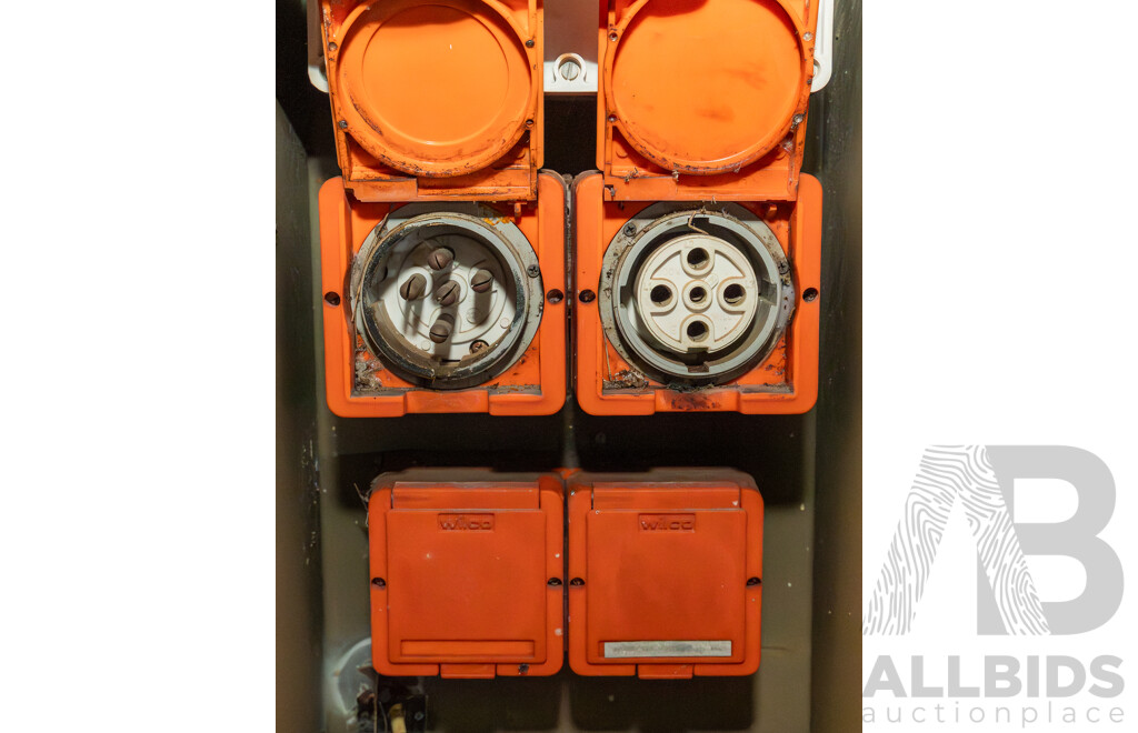 Dunlite Power Generate by RAAF Gen Set Diesel Generator