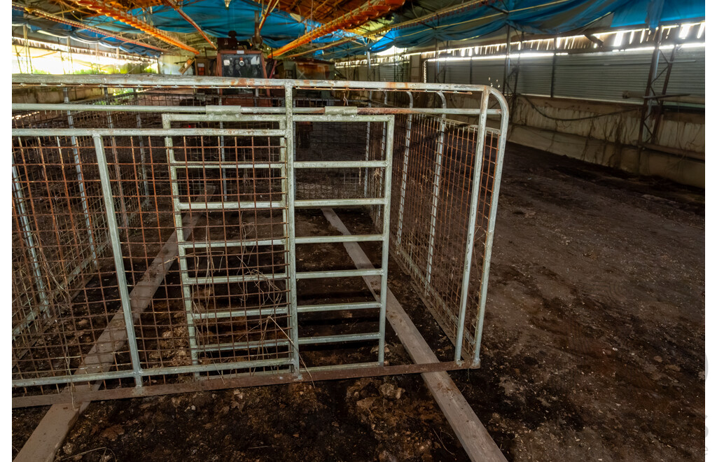 Removable Live Stock Cage to Suit a Trailer