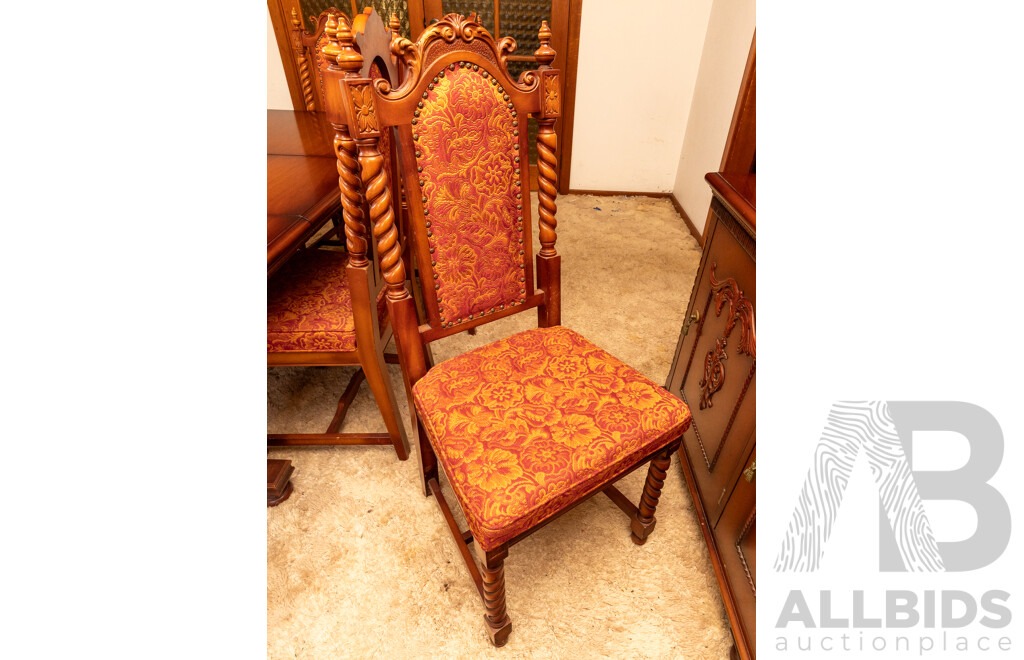 Extendible Dining Table with 8 Fabric Embroidered Chairs