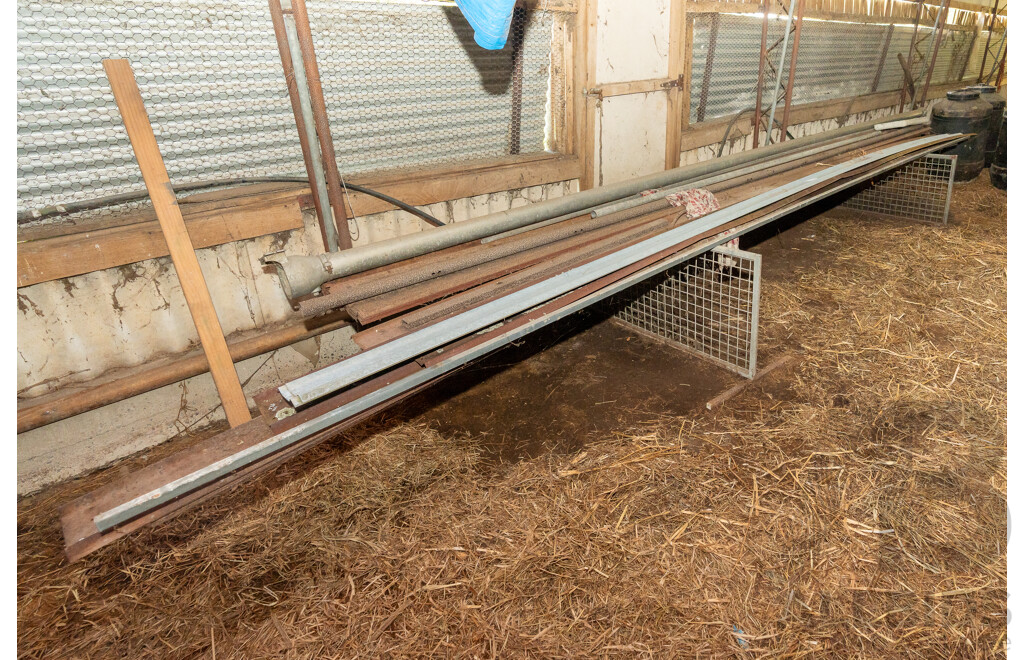 Assorted Job Lot - Guard Rail Lengths ETC