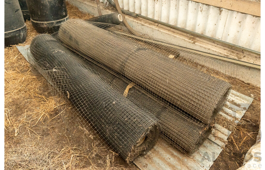 Assorted Job Lot - 5 X Rolls of Plastic Netting