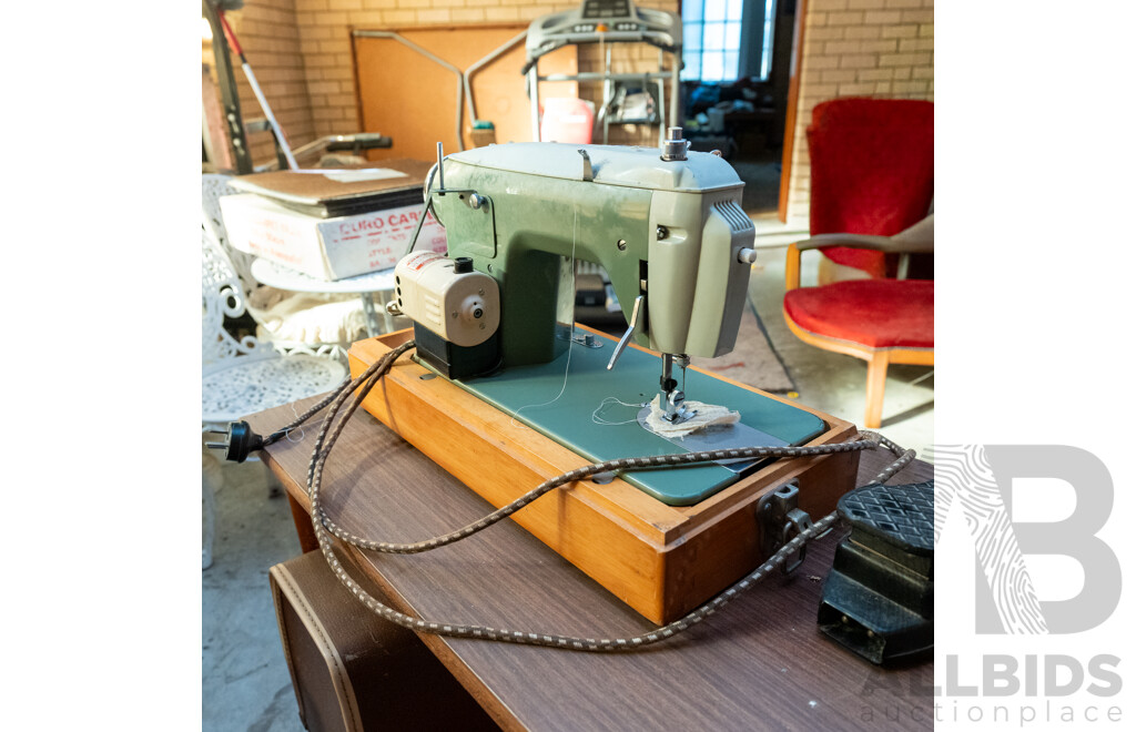 Hallmark Vintage Sewing Machine on Retro Sewing Table