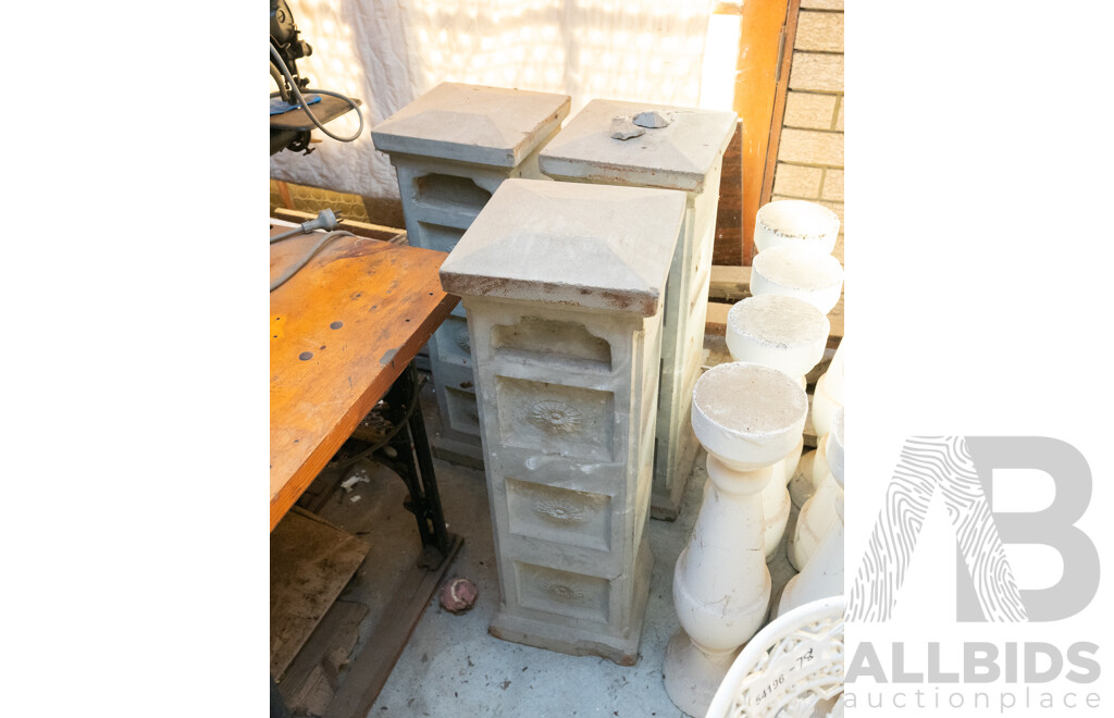 Quantity of 3 Concrete Pillars