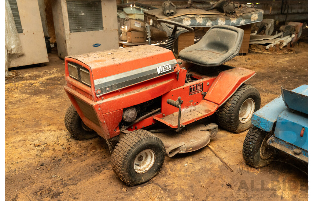 Victa 38 Inch Ride on Lawn Mower