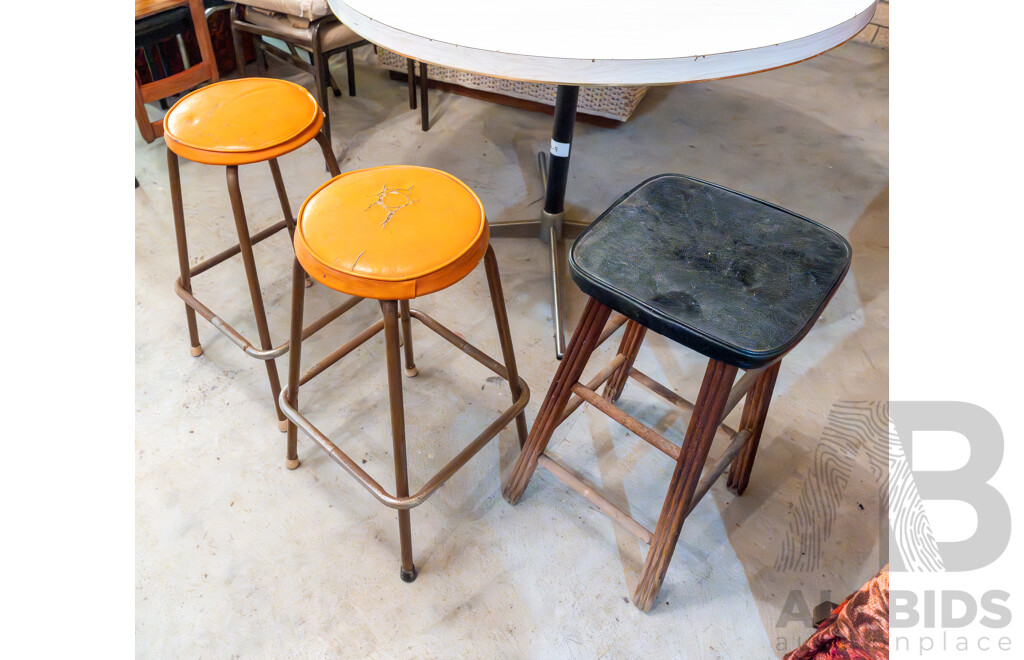 Retro Veneer Round Pedestal Table & Quantity of 3 Mix Matched Stools ETC