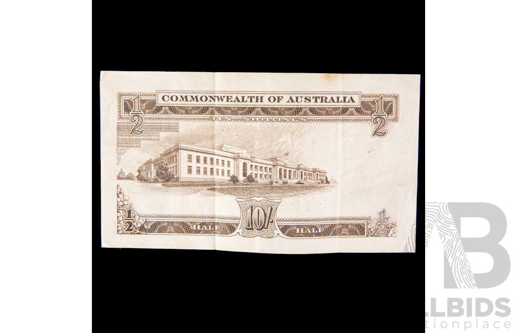 Australian 1961 Ten Shillings Note Coombs/Wilson, R17 AH55 132415