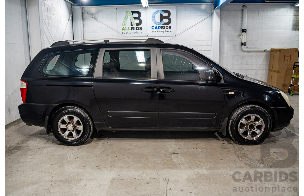 11/2007 Kia Grand Carnival Premium VQ 4d Wagon Midnight Black Metallic V6 3.8L - 7 Seater
