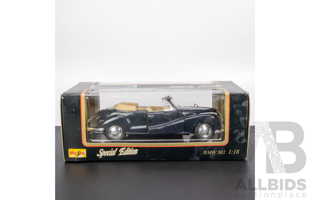 Maisto Special Edition Diecast 1955 BMW 502  - 1:18 Scale