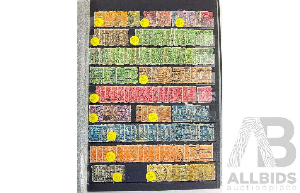 Album of USA Stamps Including Franklin, Roosevelt, Lincoln, Harding, Jackson, Overprints, Scott Catalogue Numbers Spanning 416 to 1439