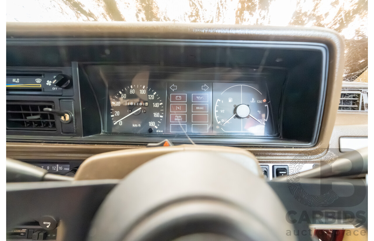 9/1982 Ford Meteor GL GA 4d Sedan Orange 1.5L