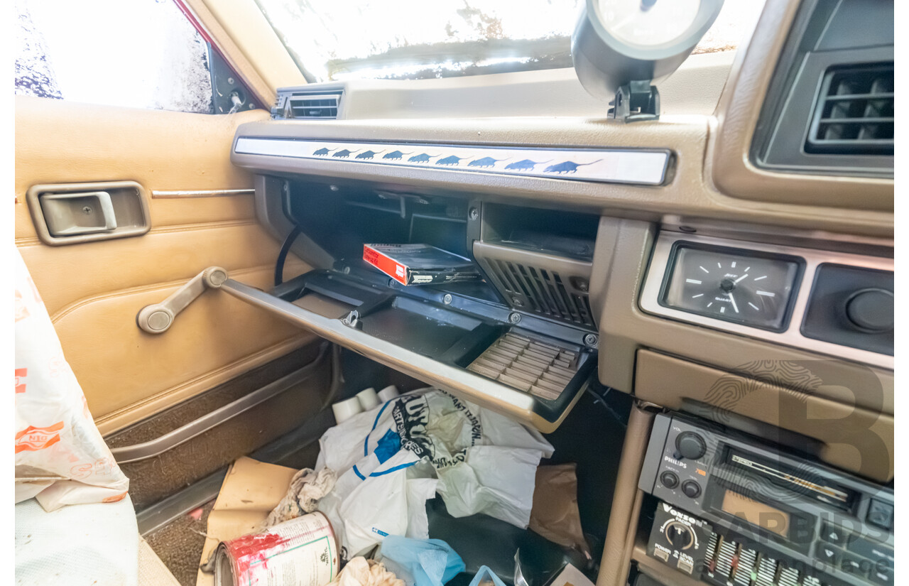 9/1982 Ford Meteor GL GA 4d Sedan Orange 1.5L