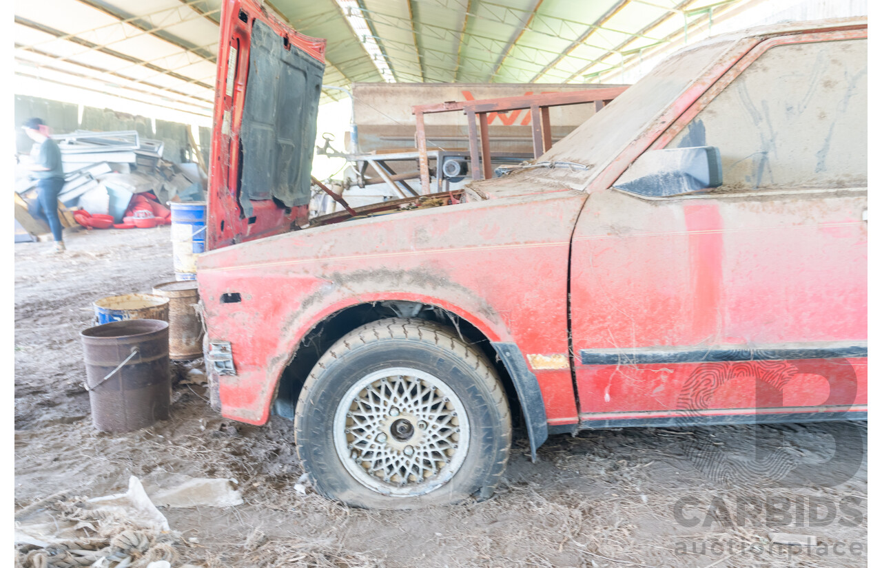 9/1982 Ford Meteor GL GA 4d Sedan Orange 1.5L