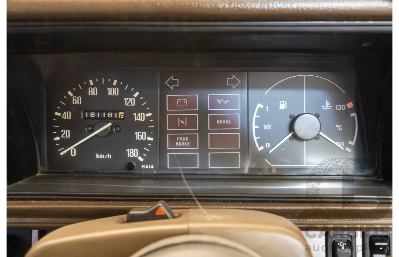 9/1982 Ford Meteor GL GA 4d Sedan Orange 1.5L