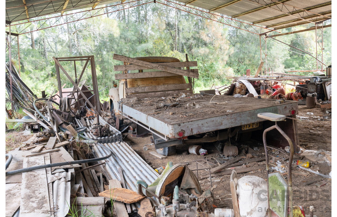 Circa 1959 Bedford TJ J2 Tabletop Truck 2d Cab Chassis Petrol 4.9L