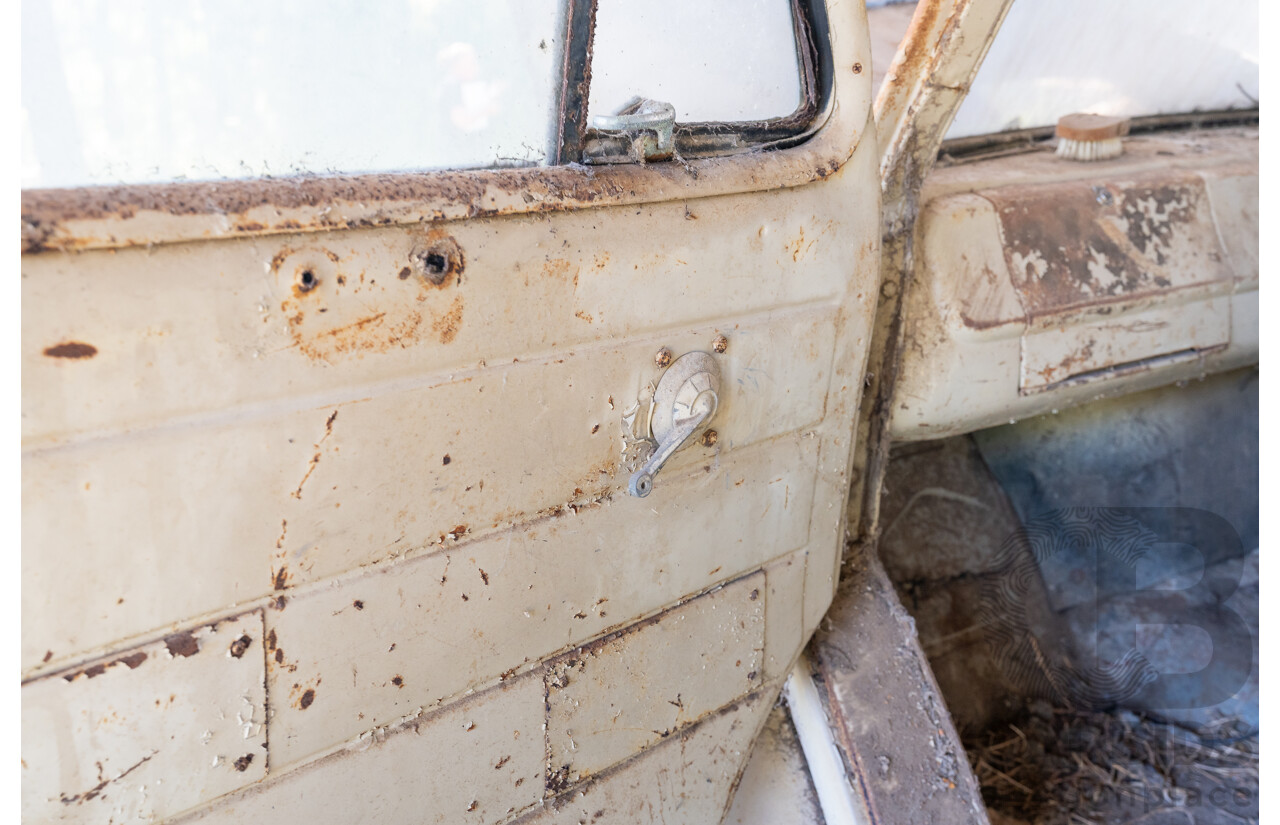 Circa 1959 Bedford TJ J2 Tabletop Truck 2d Cab Chassis Petrol 4.9L