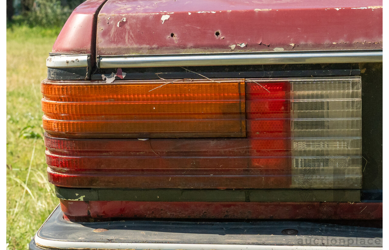 8/1982 Ford Meteor GL GA 4d Sedan Red 1.5L