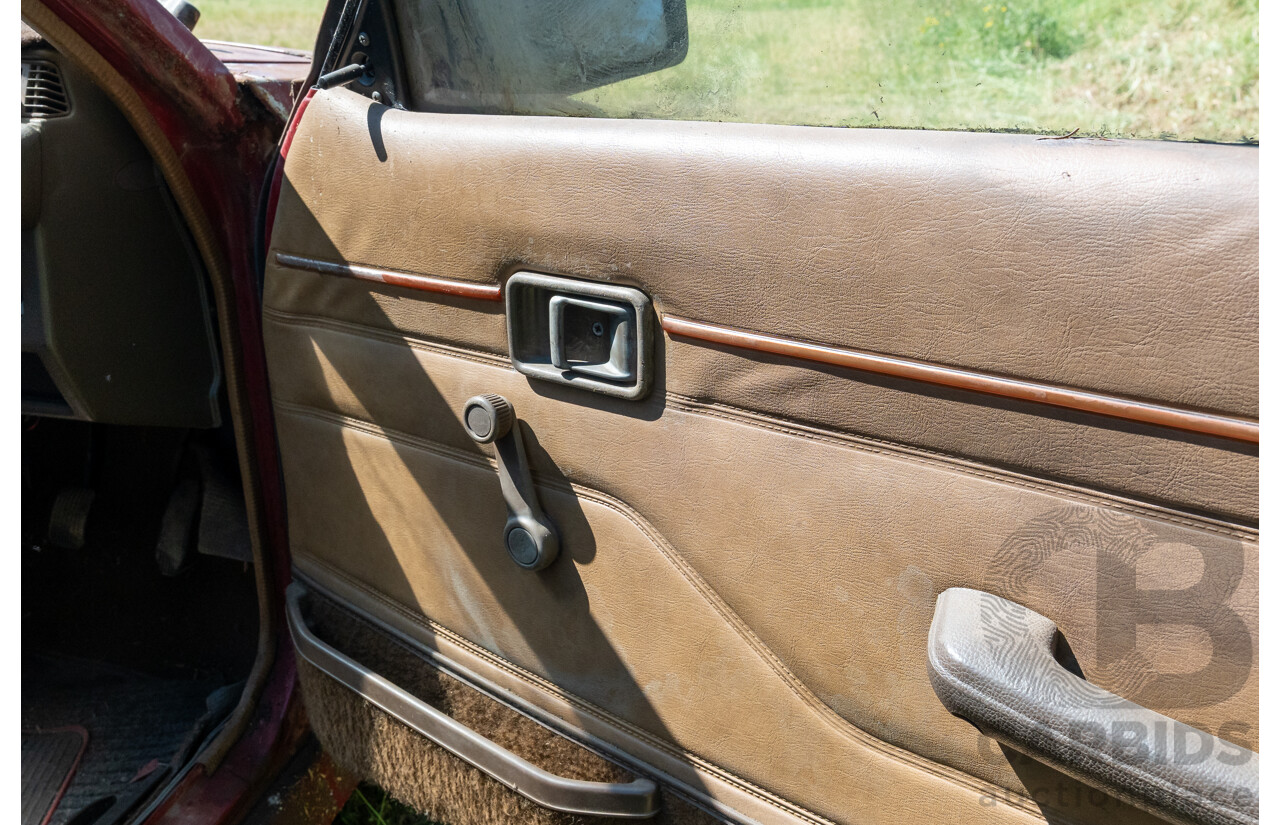 8/1982 Ford Meteor GL GA 4d Sedan Red 1.5L