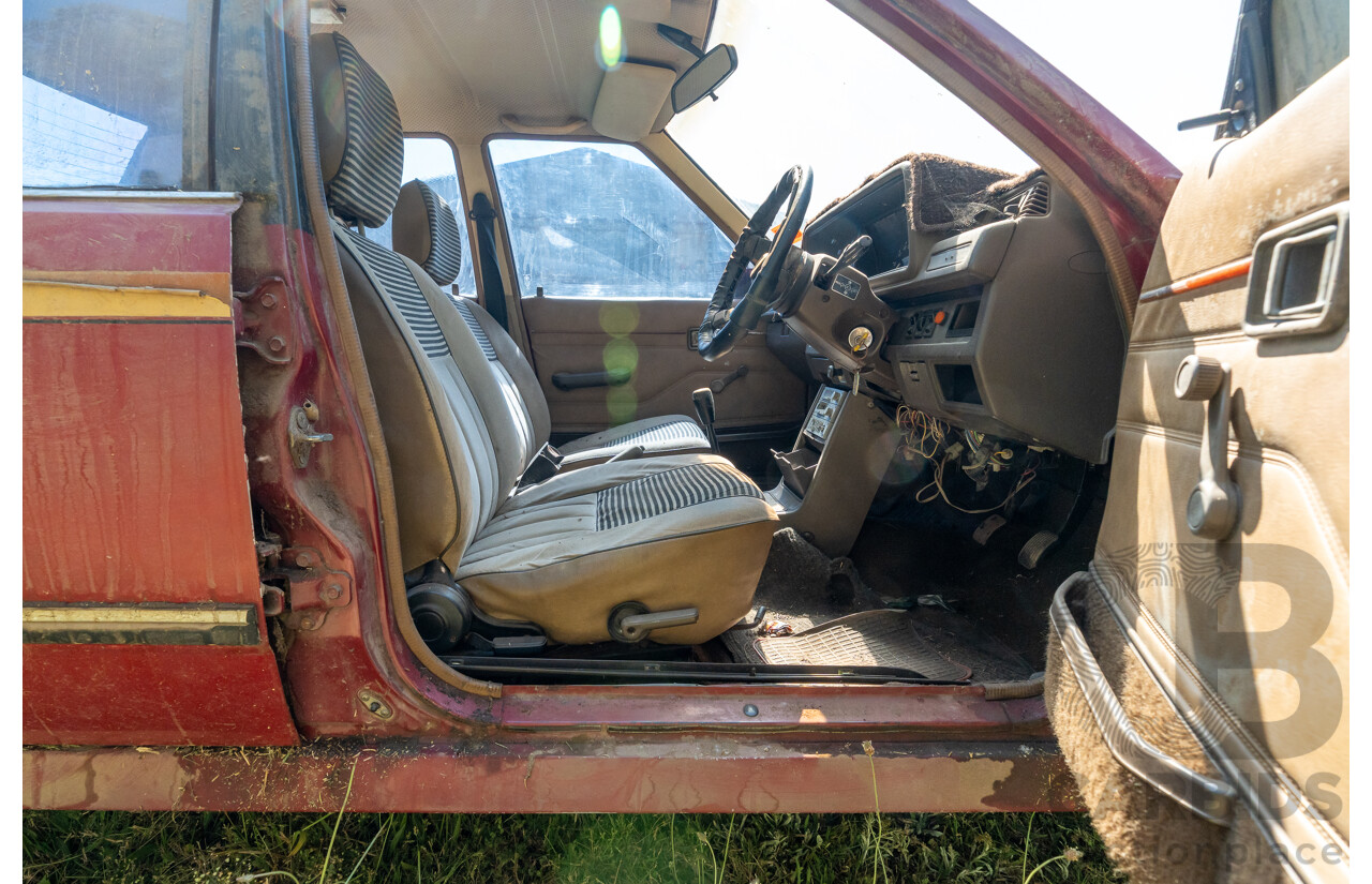 8/1982 Ford Meteor GL GA 4d Sedan Red 1.5L