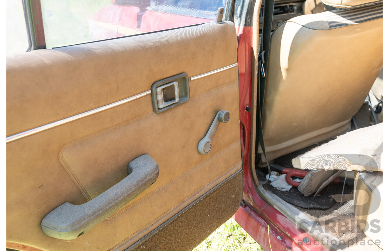 8/1982 Ford Meteor GL GA 4d Sedan Red 1.5L