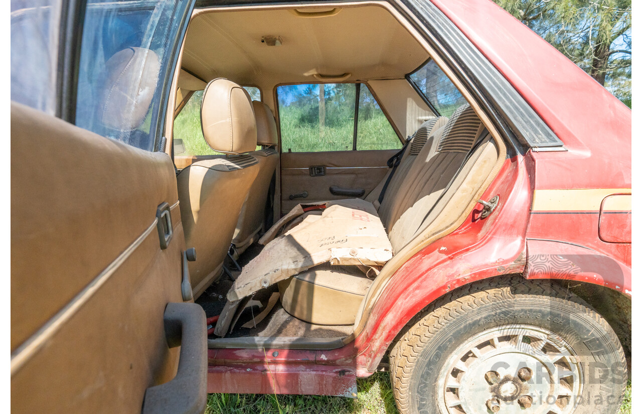 8/1982 Ford Meteor GL GA 4d Sedan Red 1.5L