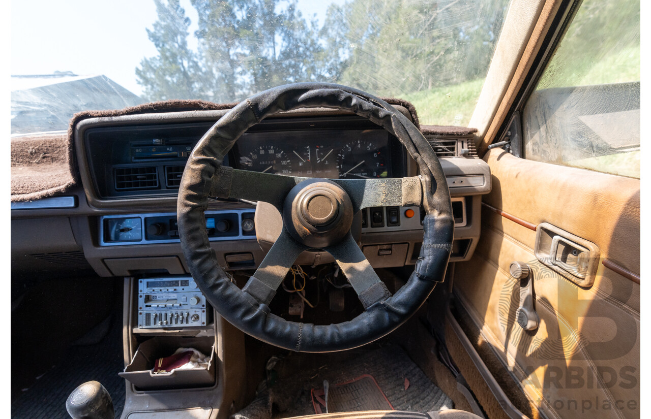 8/1982 Ford Meteor GL GA 4d Sedan Red 1.5L