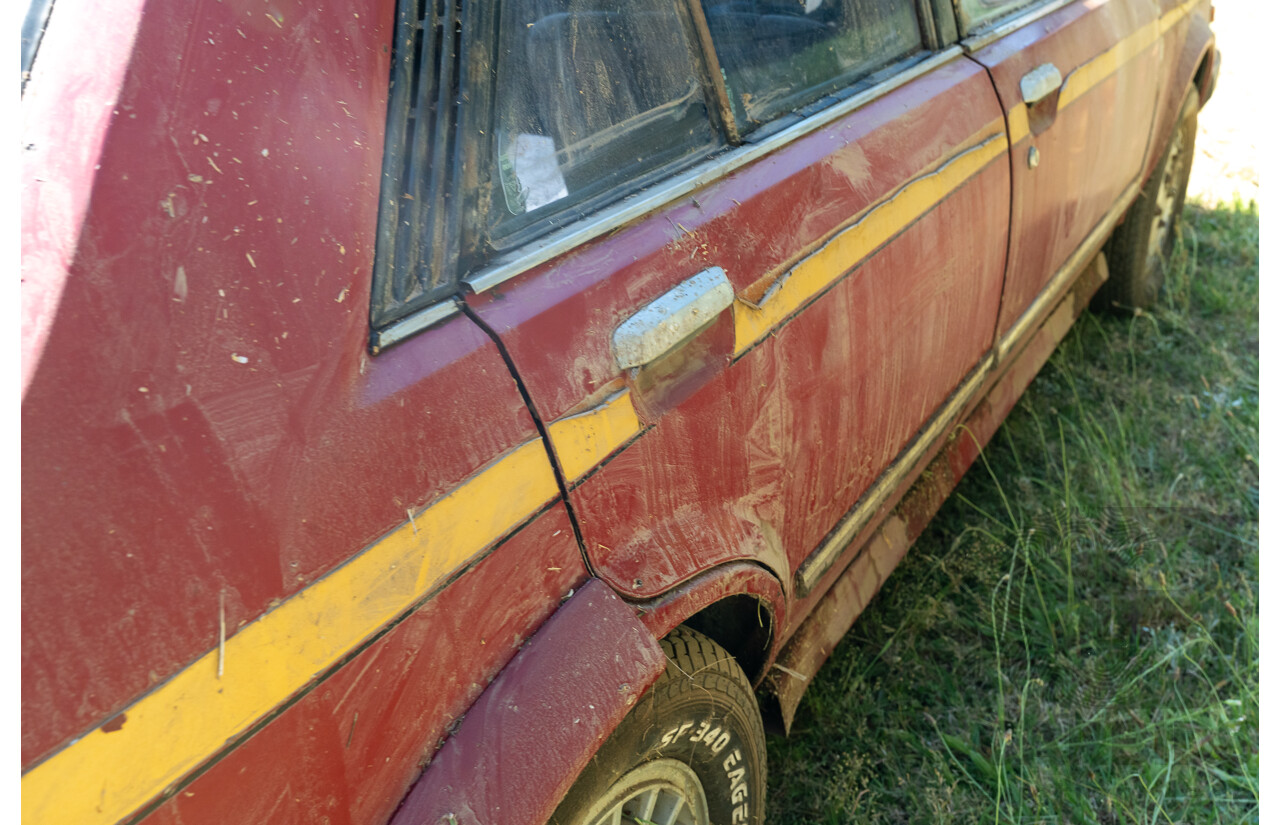 8/1982 Ford Meteor GL GA 4d Sedan Red 1.5L