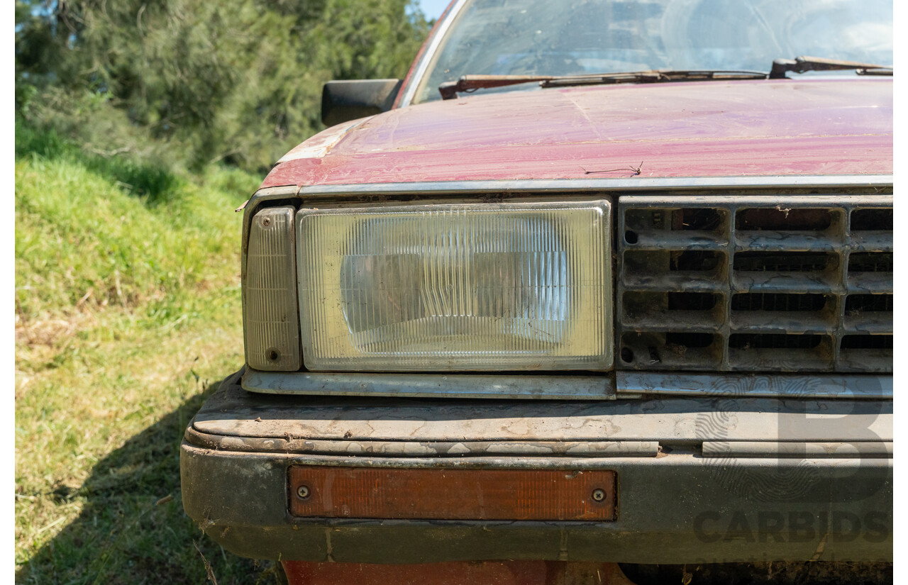 8/1982 Ford Meteor GL GA 4d Sedan Red 1.5L