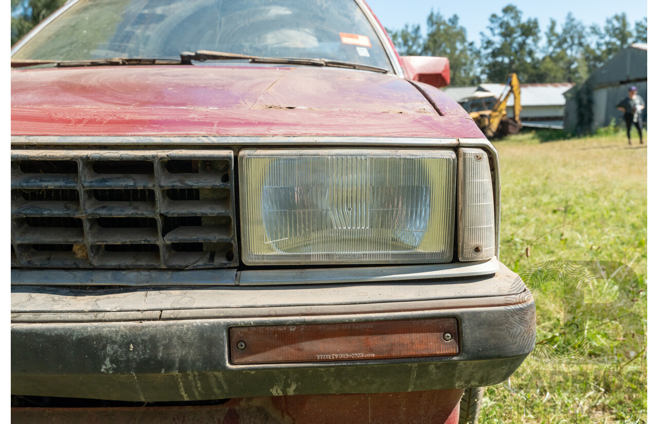 8/1982 Ford Meteor GL GA 4d Sedan Red 1.5L