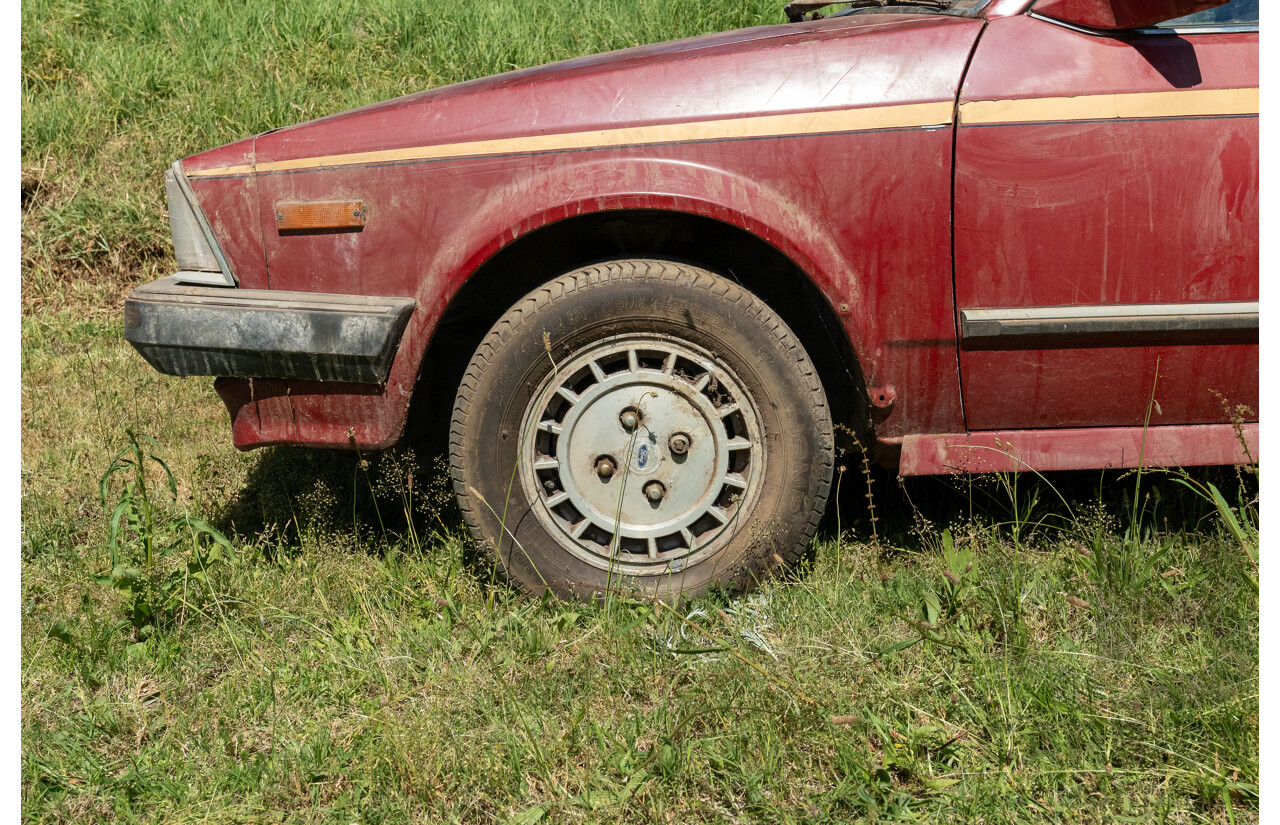 8/1982 Ford Meteor GL GA 4d Sedan Red 1.5L