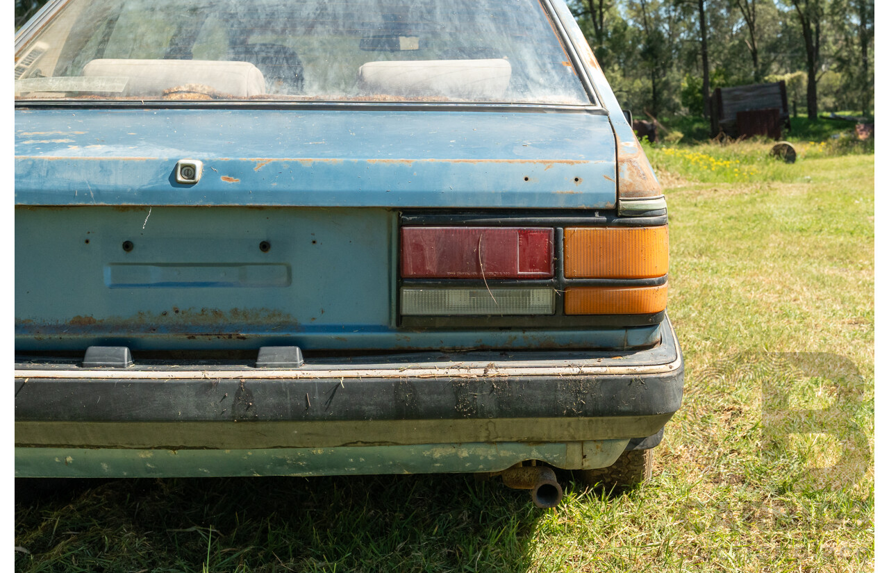 6/1983 Ford Meteor GL GB 4d Sedan Blue 1.5L