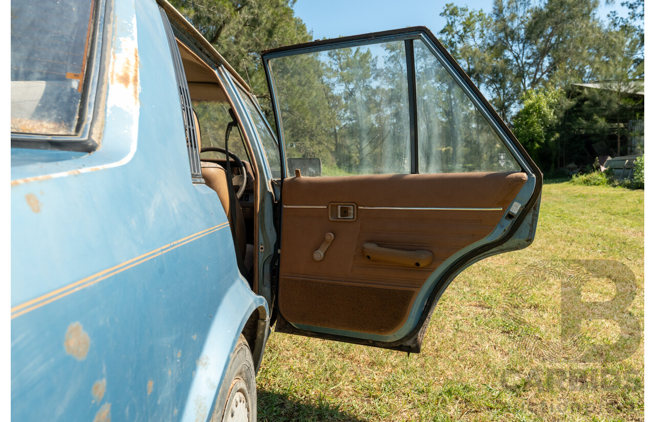 6/1983 Ford Meteor GL GB 4d Sedan Blue 1.5L