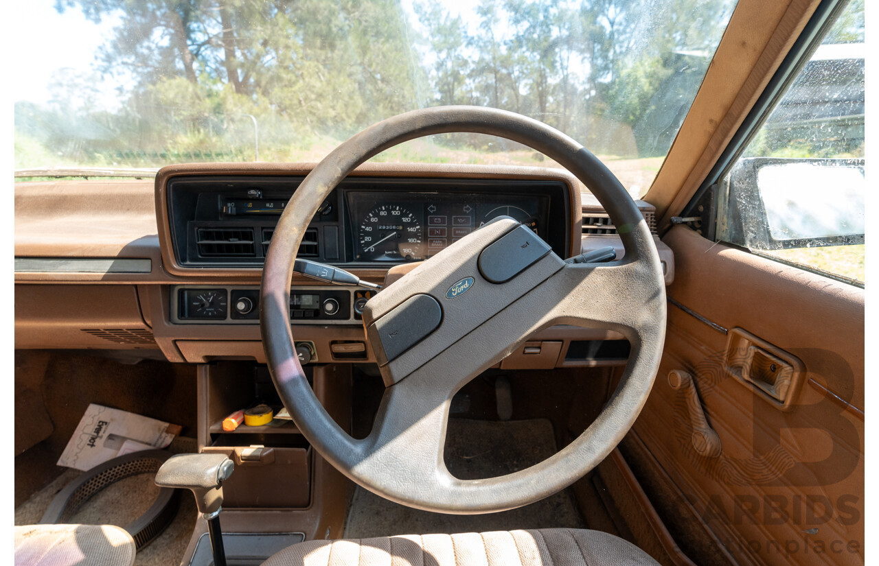 6/1983 Ford Meteor GL GB 4d Sedan Blue 1.5L