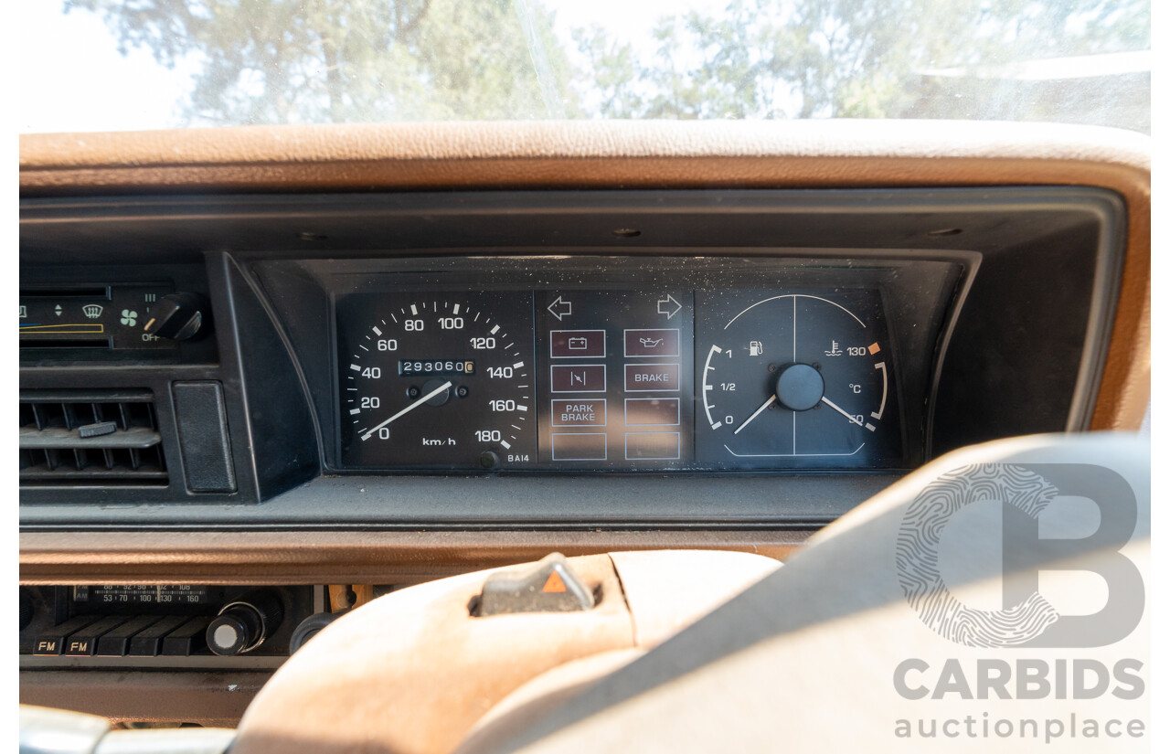 6/1983 Ford Meteor GL GB 4d Sedan Blue 1.5L