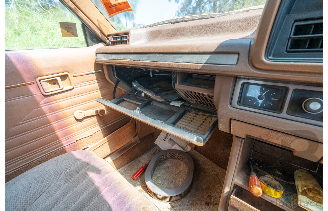 6/1983 Ford Meteor GL GB 4d Sedan Blue 1.5L