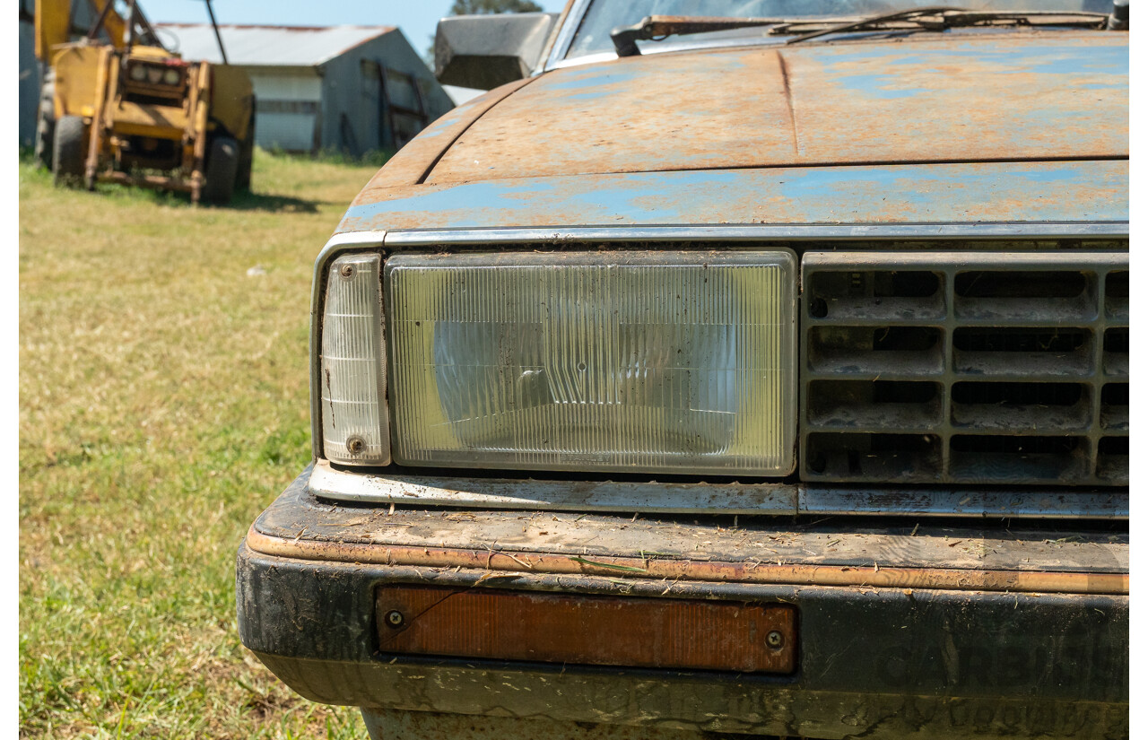 6/1983 Ford Meteor GL GB 4d Sedan Blue 1.5L