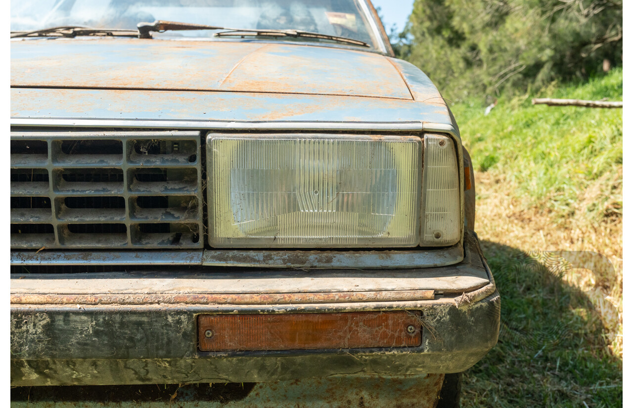 6/1983 Ford Meteor GL GB 4d Sedan Blue 1.5L
