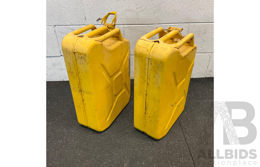 Sandleford 20L Yellow Metal Jerry Can - Lot of 2