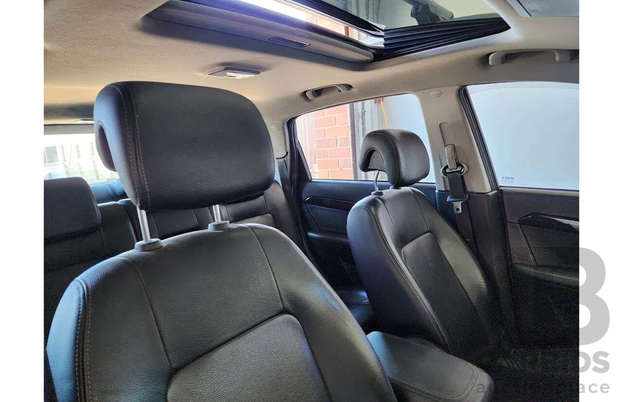 12/2011 Holden Captiva 7 LX (4x4) CG SERIES II 4d Wagon Silver 2.2L