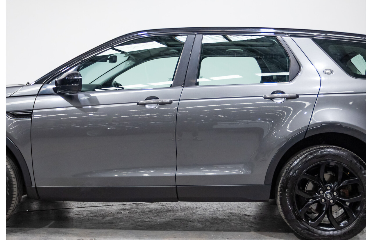 08/2016 Land Rover Discovery Sport TD4 SE (AWD) LC MY16 4d Wagon Corris Grey Metallic Turbo Diesel 2.2L - 7 Seater