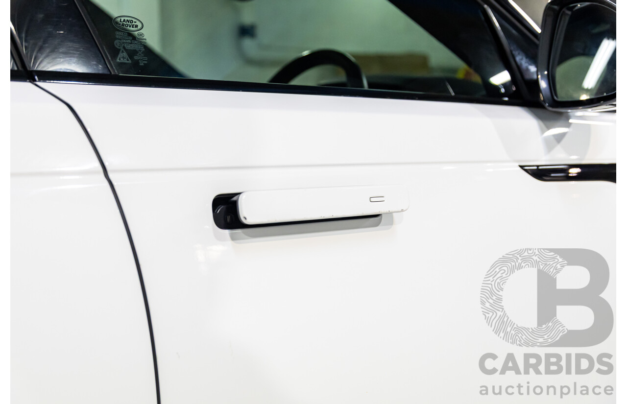 04/2019 Range Rover Velar P250 R-Dynamic S (AWD) L560 MY19.5 4d Wagon Fuji White/Santorini Black Roof Turbo 2.0L