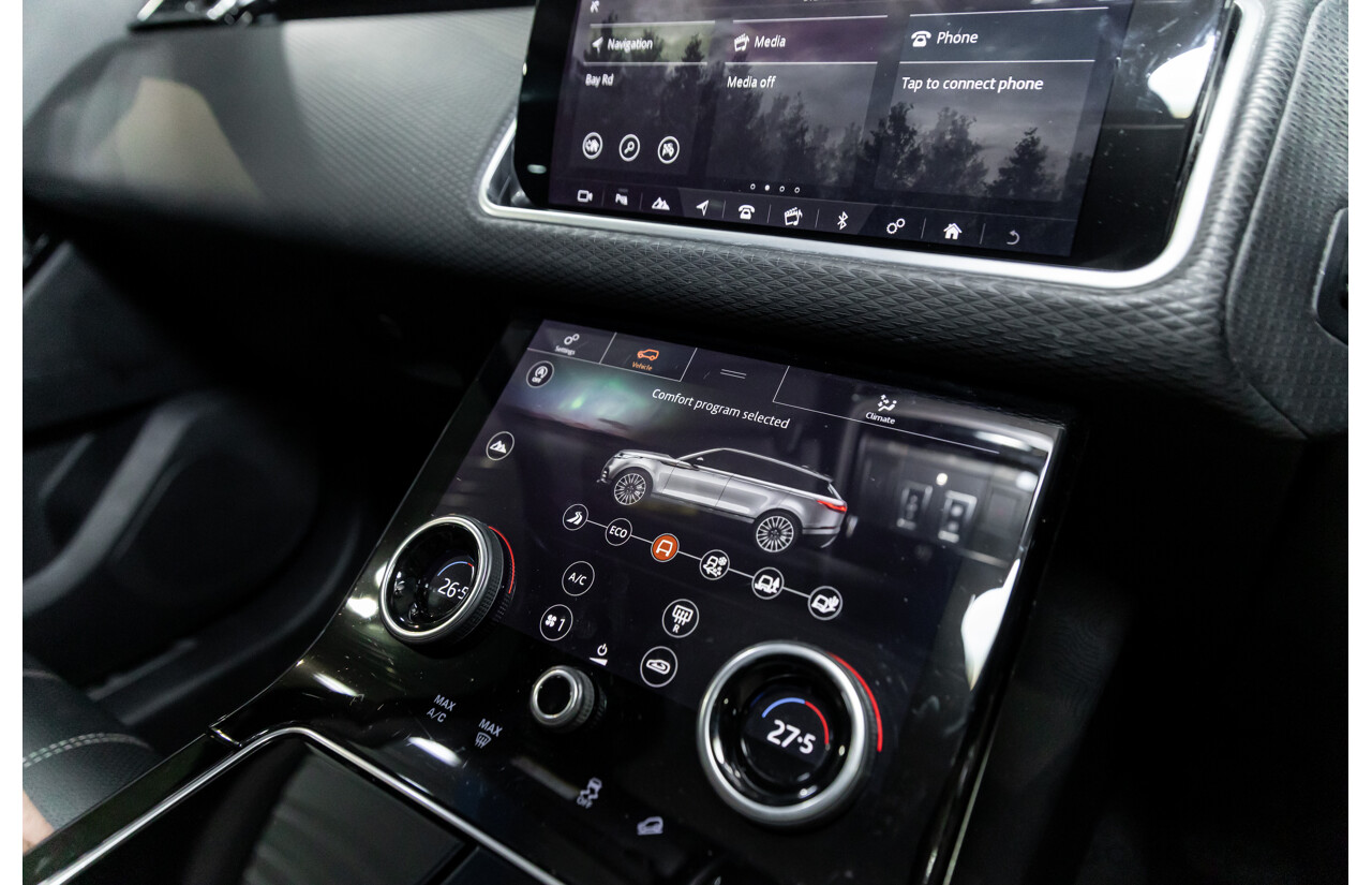04/2019 Range Rover Velar P250 R-Dynamic S (AWD) L560 MY19.5 4d Wagon Fuji White/Santorini Black Roof Turbo 2.0L