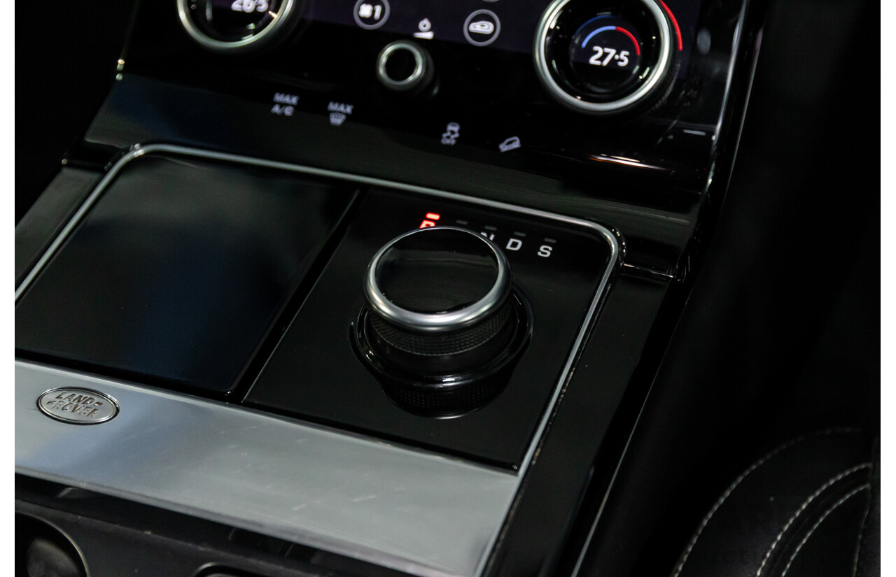 04/2019 Range Rover Velar P250 R-Dynamic S (AWD) L560 MY19.5 4d Wagon Fuji White/Santorini Black Roof Turbo 2.0L