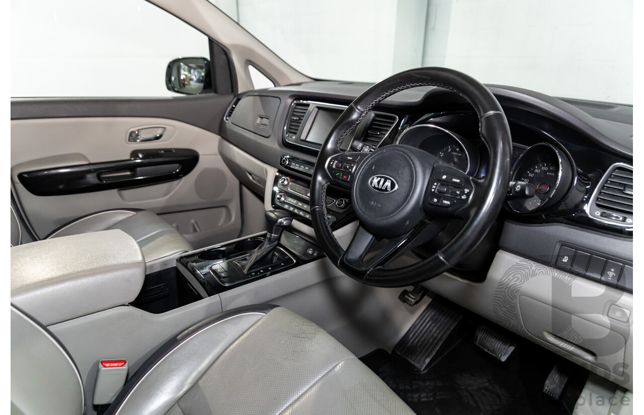 08/2017 Kia Carnival SLi (FWD) YP MY18 4d Wagon Snow White Pearl V6 3.3L